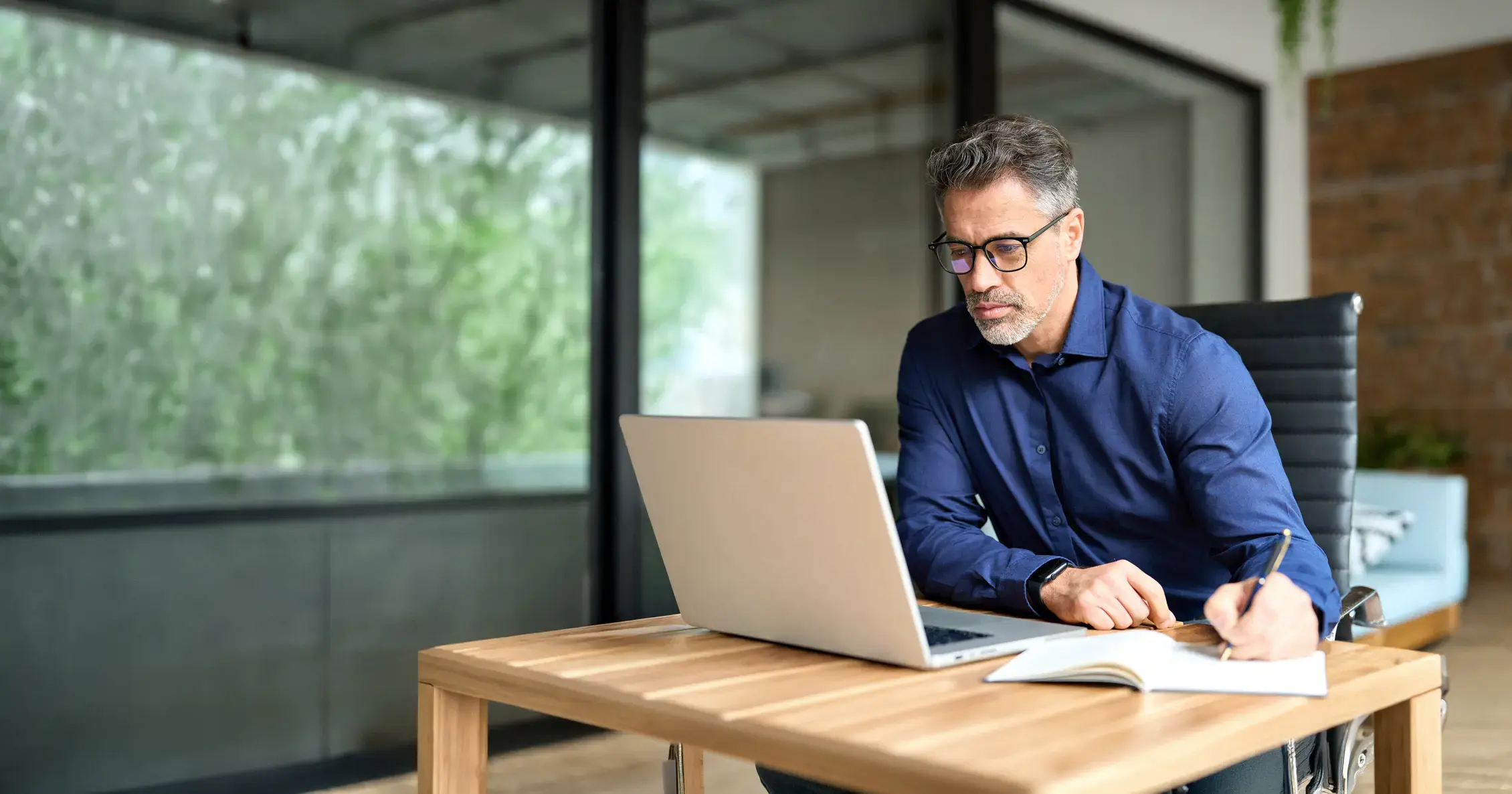 hp-hero-mortgage-servicer@2x